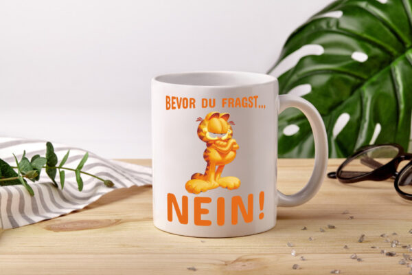 Bevor du fragst? Nein! | grimmige Katze | Spruchtasse - Tasse Weiss - Kaffeetasse / Geschenk / Familie