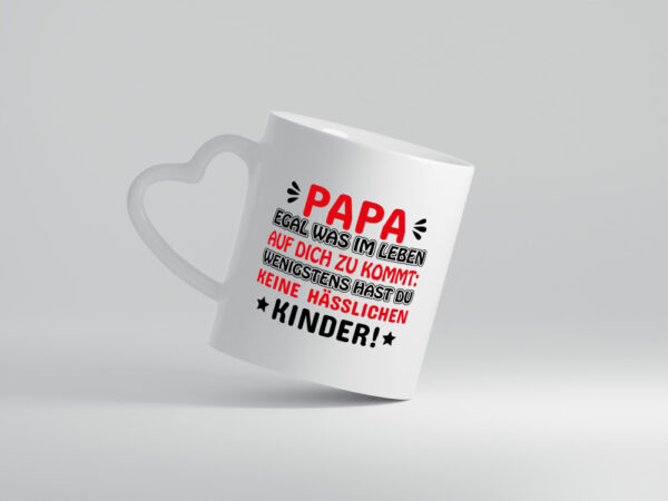 Papa egal was auf dich zukommt - Herzhenkel Tasse - Kaffeetasse / Geschenk / Familie