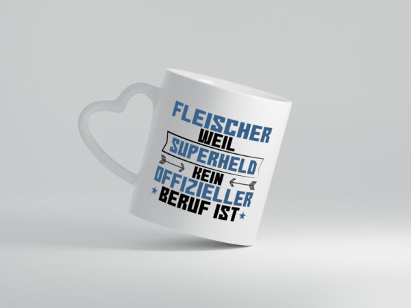 Superheld Fleischer | Schlachterei - Herzhenkel Tasse - Kaffeetasse / Geschenk / Familie