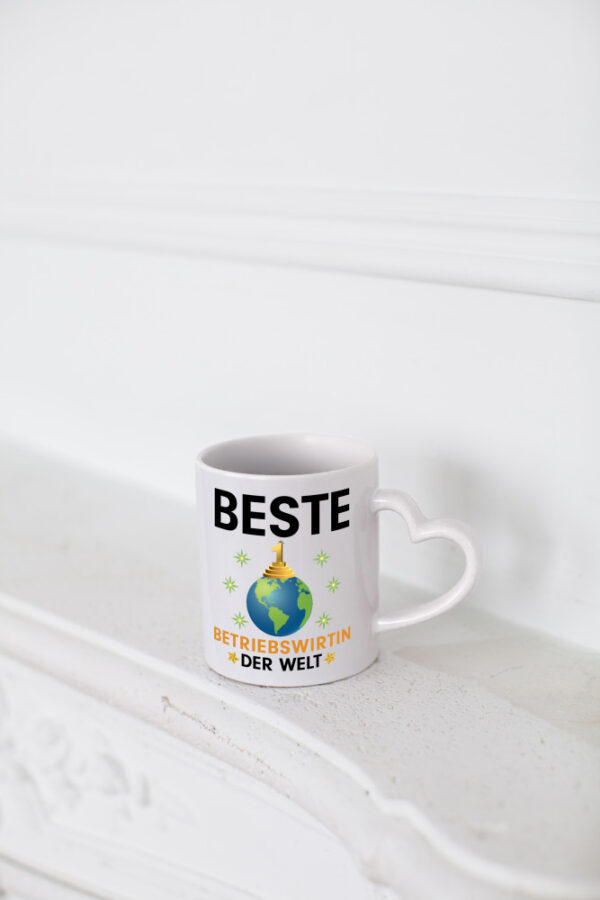 Welt Beste Betriebswirtin | Betriebswirtschaft - Herzhenkel Tasse - Kaffeetasse / Geschenk / Familie