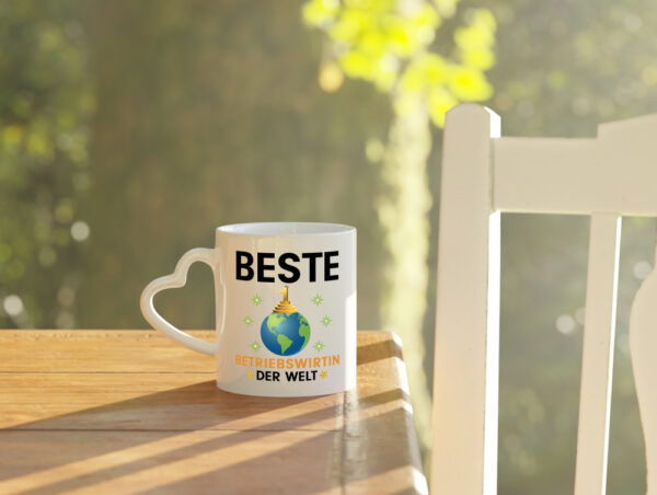 Welt Beste Betriebswirtin | Betriebswirtschaft - Herzhenkel Tasse - Kaffeetasse / Geschenk / Familie