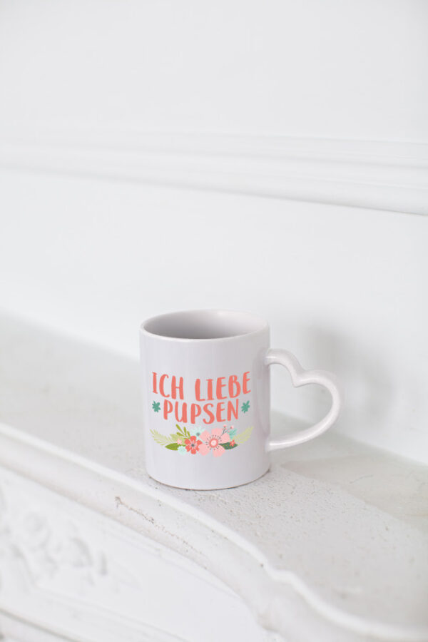 Ich liebe pupsen | Frauen Tasse | Mädchen | Blumen - Herzhenkel Tasse - Kaffeetasse / Geschenk / Familie