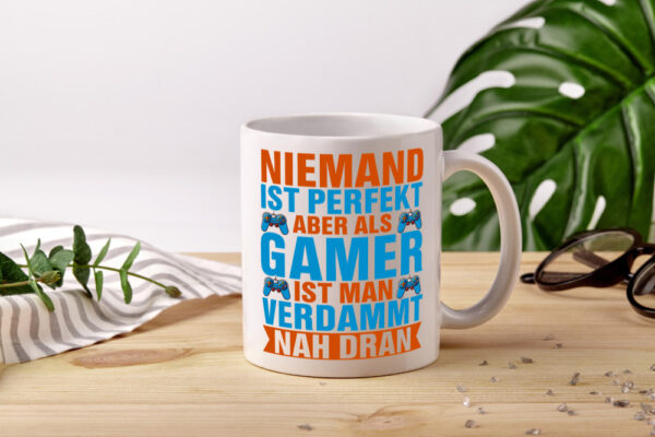 Gamer | Computerspiele | Nerd | Freunde | Zocker | PC - Tasse Weiss - Kaffeetasse / Geschenk / Familie