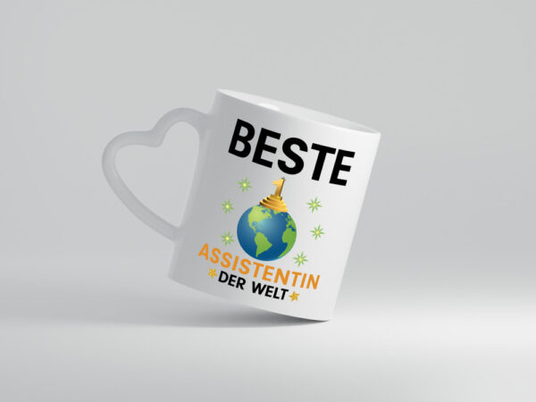 Welt Beste Assistentin | Assistenz | Hilfskraft - Herzhenkel Tasse - Kaffeetasse / Geschenk / Familie