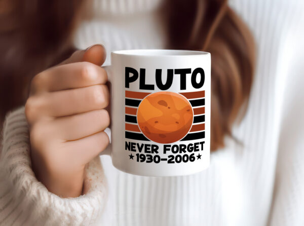 Pluto | Planet | Never forget | Astronomie | Nerd | Space - Tasse Weiss - Kaffeetasse / Geschenk / Familie