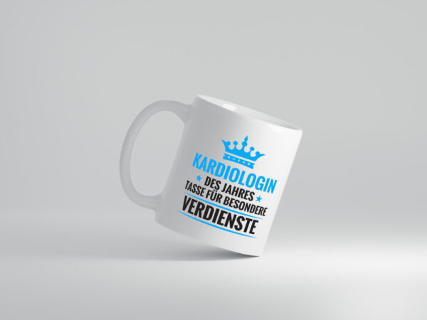 Besonderer Verdienst: Kardiologin | Kardiologie - Tasse Weiss - Kaffeetasse / Geschenk / Familie