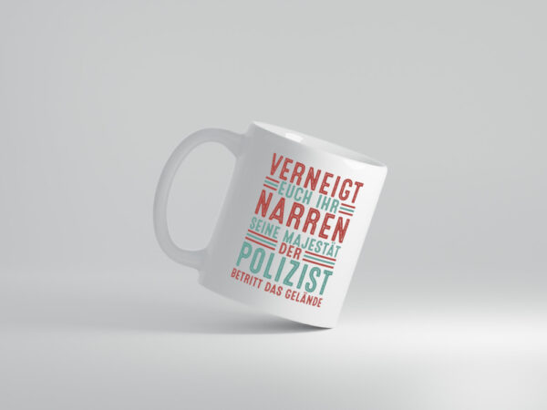 Verneigt euch: Polizist | Polizei - Tasse Weiss - Kaffeetasse / Geschenk / Familie