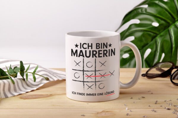 Löse Probleme: Maurerin - Tasse Weiss - Kaffeetasse / Geschenk / Familie