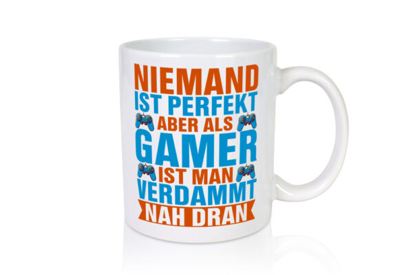 Gamer | Computerspiele | Nerd | Freunde | Zocker | PC - Tasse Weiss - Kaffeetasse / Geschenk / Familie