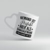 Verdammt nah dran: Bankkaufmann | Kaufmann | Bank Kaufleute - Herzhenkel Tasse - Kaffeetasse / Geschenk / Familie