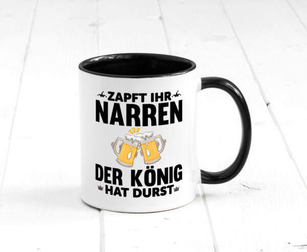 König hat Durst | Bier Spruch | Narren | Trinkspruch Farbige Tasse - Kaffeetasse / Geschenk / Familie