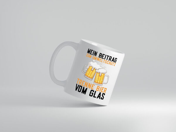 Beitrag zum Umweltschutz | Biertrinker | Party | Pils - Tasse Weiss - Kaffeetasse / Geschenk / Familie
