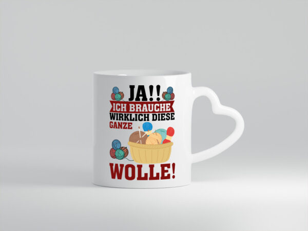 Ja! Ich brauche Wolle | häkeln | Häkelzubehör - Herzhenkel Tasse - Kaffeetasse / Geschenk / Familie