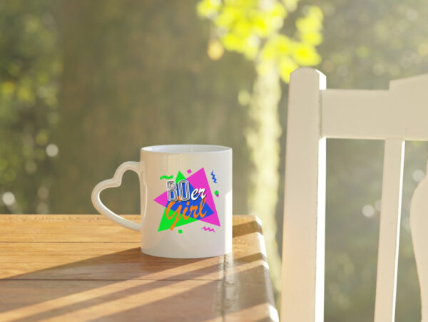 80er Girl - 80er Jahre - bunt + verrückt - retro - Herzhenkel Tasse - Kaffeetasse / Geschenk / Familie