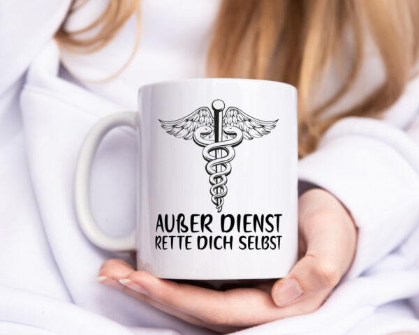 Außer Dienst | Sanitäter | Rettung | Rettungsdienst | Puls - Tasse Weiss - Kaffeetasse / Geschenk / Familie