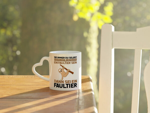 Sei du selbst - Herzhenkel Tasse - Kaffeetasse / Geschenk / Familie