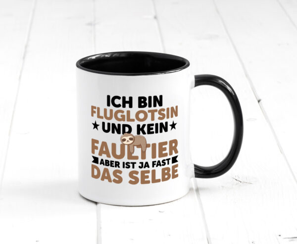 Ich bin kein Faultier: Fluglotsin | Flughafen | Flugverkehr Farbige Tasse - Kaffeetasse / Geschenk / Familie