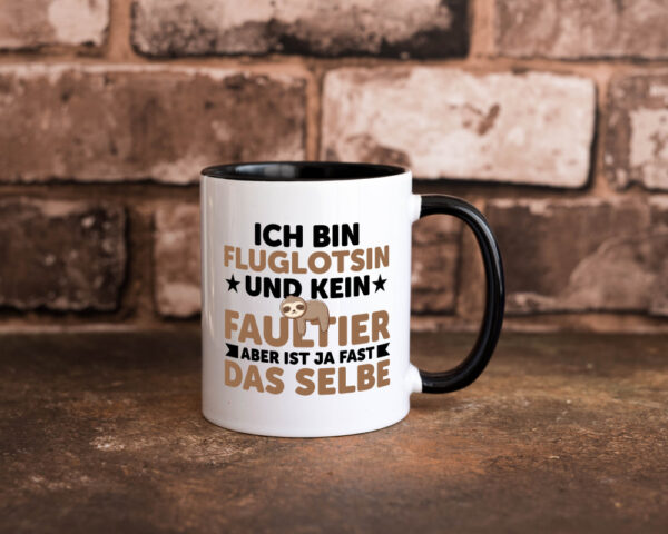 Ich bin kein Faultier: Fluglotsin | Flughafen | Flugverkehr Farbige Tasse - Kaffeetasse / Geschenk / Familie