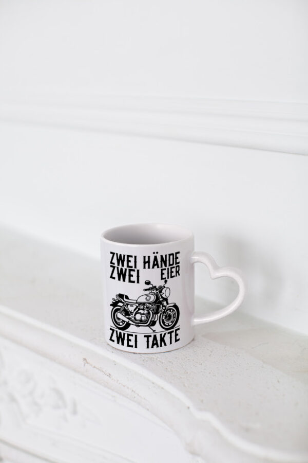 Zwei Hände | Zweitaktmotor | Motorrad | Moped | Biker - Herzhenkel Tasse - Kaffeetasse / Geschenk / Familie