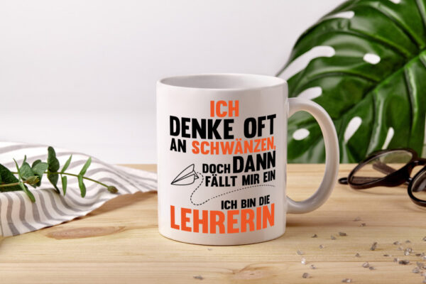 Schule Schwänzen | Lehrerin | witziger Spruch | Klasse - Tasse Weiss - Kaffeetasse / Geschenk / Familie