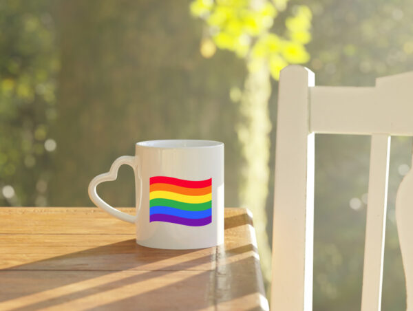 LGBTQ+ Tasse | bunter Regenbogen | bunte Flagge | LGBT - Herzhenkel Tasse - Kaffeetasse / Geschenk / Familie
