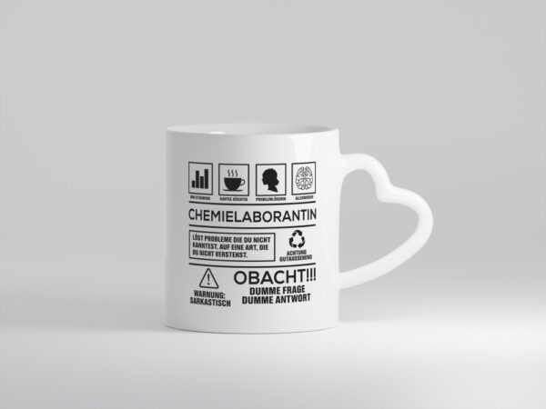 Achtung Probleme Chemielaborantin | Laborantin | Chemie - Herzhenkel Tasse - Kaffeetasse / Geschenk / Familie