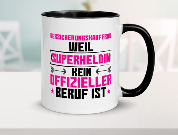 Superheldin Versicherungskauffrau | Kauffrau Farbige Tasse - Kaffeetasse / Geschenk / Familie