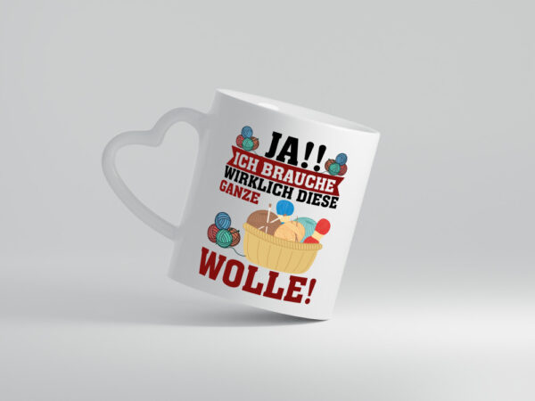 Ja! Ich brauche Wolle | häkeln | Häkelzubehör - Herzhenkel Tasse - Kaffeetasse / Geschenk / Familie