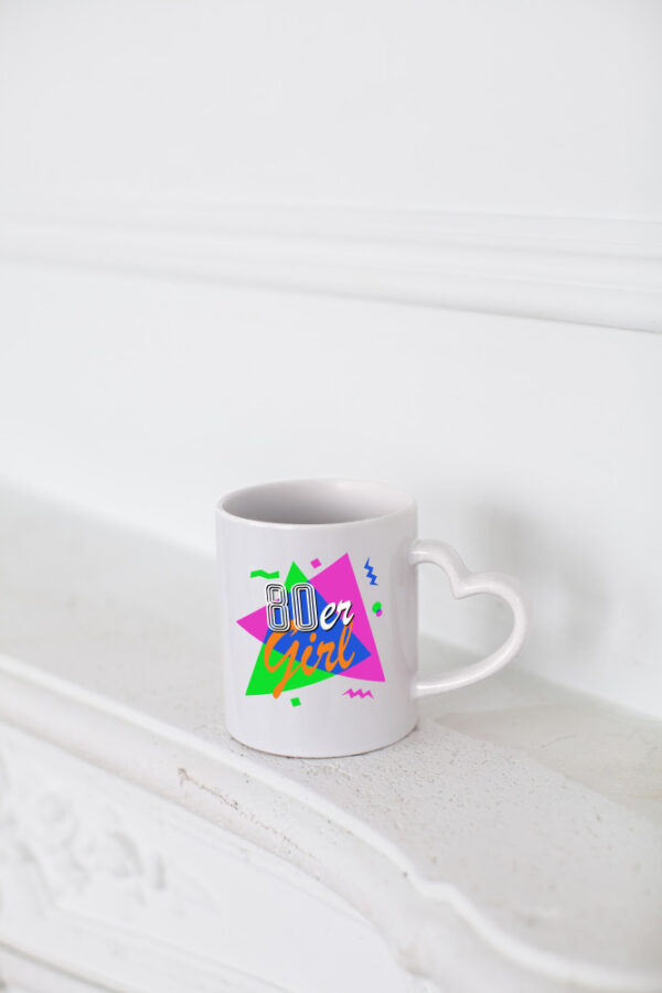 80er Girl - 80er Jahre - bunt + verrückt - retro - Herzhenkel Tasse - Kaffeetasse / Geschenk / Familie