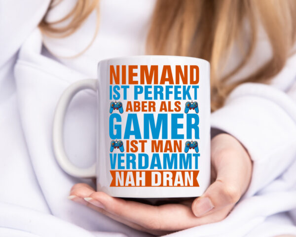 Gamer | Computerspiele | Nerd | Freunde | Zocker | PC - Tasse Weiss - Kaffeetasse / Geschenk / Familie