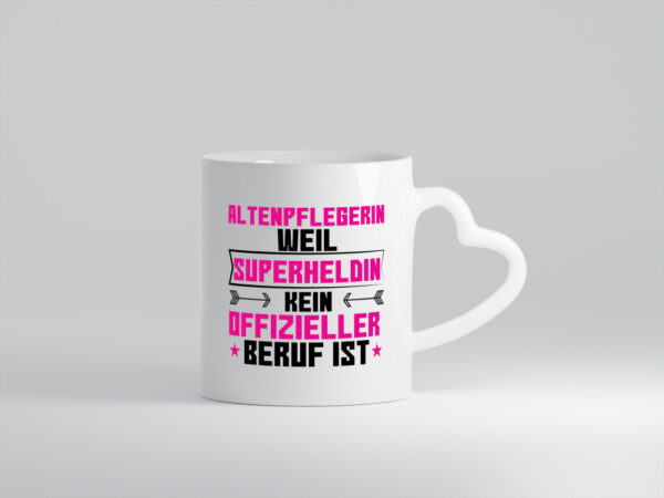 Superheldin Altenpflegerin | Pflegepersonal | Pflege - Herzhenkel Tasse - Kaffeetasse / Geschenk / Familie