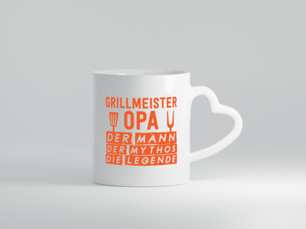 Grillmeister, Opa, Mann, Mythos, Legende | Grillbesteck - Herzhenkel Tasse - Kaffeetasse / Geschenk / Familie