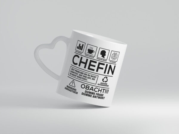 Achtung Probleme Chefin | Führungskraft | Vorgesetzte - Herzhenkel Tasse - Kaffeetasse / Geschenk / Familie