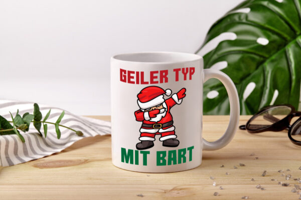 Geiler Typ mit Bart | Weihnachtsmann | Männer - Tasse Weiss - Kaffeetasse / Geschenk / Familie