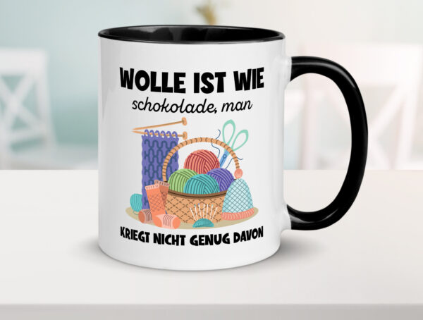 Wolle ist wie Schokolade | Häkeln | Wolle Farbige Tasse - Kaffeetasse / Geschenk / Familie