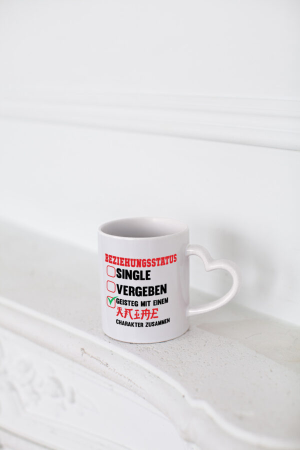 Beziehungsstatus | Single | Vergeben | Geistig mit einem - Herzhenkel Tasse - Kaffeetasse / Geschenk / Familie