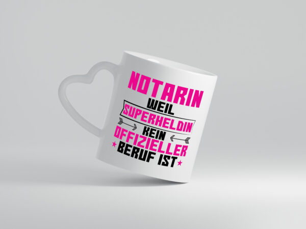 Superheldin Notarin | Juristin - Herzhenkel Tasse - Kaffeetasse / Geschenk / Familie