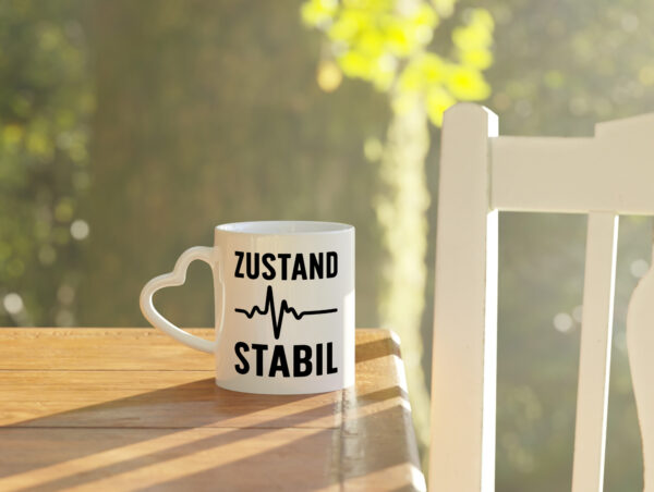 Zustand stabil | Herzschlag - Herzhenkel Tasse - Kaffeetasse / Geschenk / Familie