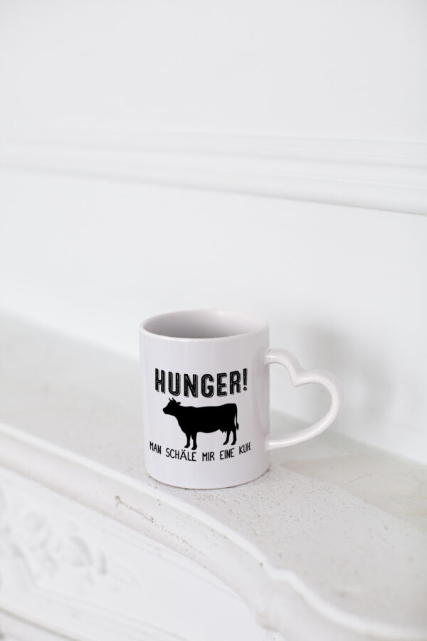HUNGER! Man schäle mir eine Kuh | Fleischliebhaber - Herzhenkel Tasse - Kaffeetasse / Geschenk / Familie