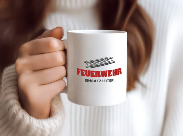 Feuerwehr Einsatzleiter | Feuerwehrmann | Feuerwehrfahrzeug - Tasse Weiss - Kaffeetasse / Geschenk / Familie