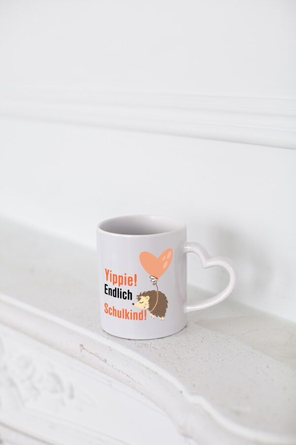 Schulkind | Einschulung | 1. Klasse | Grundschule v2 - Herzhenkel Tasse - Kaffeetasse / Geschenk / Familie