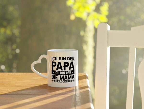 Papa wie Mama, nur lockerer | Sterne | Pfeile - Herzhenkel Tasse - Kaffeetasse / Geschenk / Familie