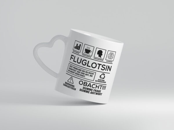 Achtung Probleme Fluglotsin | Flughafen | Flugverkehr - Herzhenkel Tasse - Kaffeetasse / Geschenk / Familie