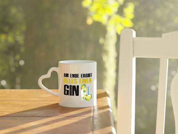Gin | Spruch witzig | Alkohol | Geburtstag | Gin Tonic - Herzhenkel Tasse - Kaffeetasse / Geschenk / Familie