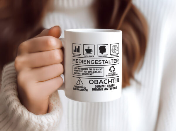 Achtung Probleme Mediengestalter | Medien - Tasse Weiss - Kaffeetasse / Geschenk / Familie