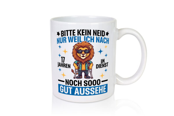 17 Jahre im Dienst | Arbeitsjubiläum | Arbeit - Tasse Weiss - Kaffeetasse / Geschenk / Familie