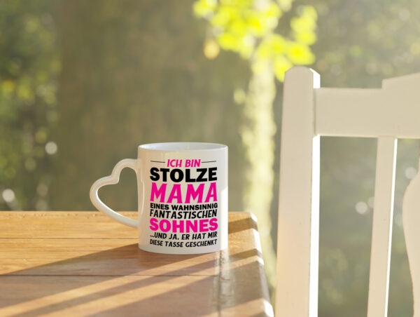 Stolze Mama - Herzhenkel Tasse - Kaffeetasse / Geschenk / Familie