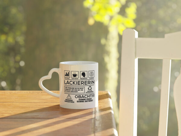 Achtung Probleme Lackiererin | lackieren - Herzhenkel Tasse - Kaffeetasse / Geschenk / Familie