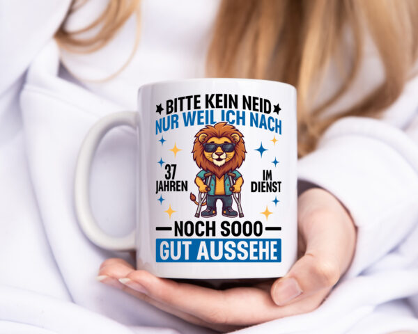 37 Jahre im Dienst | Arbeitsjubiläum | Arbeit - Tasse Weiss - Kaffeetasse / Geschenk / Familie
