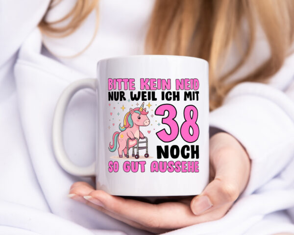 38. Geburtstag | 38 Jahre | Mit 38 noch so gut aussehen - Tasse Weiss - Kaffeetasse / Geschenk / Familie